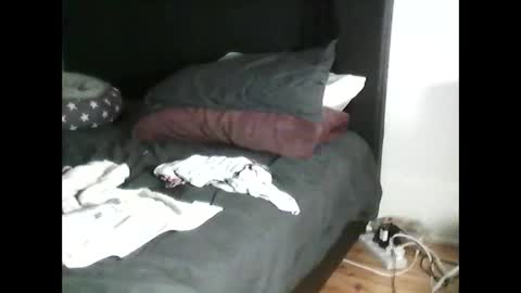 Snapshot of full4cefull chatting on February 21, 6:26 pm Pizzaz online show from February 21, 6:26 pm