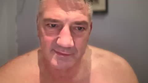 fullback_15 online show from November 1, 9:11 am