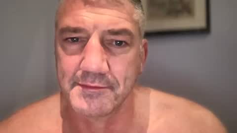 fullback_15 online show from November 2, 1:46 pm