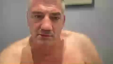 Snapshot of fullback_15 chatting on July 11, 7:00 am fullback_15 online show from July 11, 7:00 am