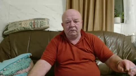 fullballs6 online show from April 10, 2:28 am