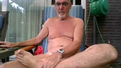 Snapshot of fun4couples chatting on August 2, 5:55 pm fun4couples online show from August 2, 5:55 pm