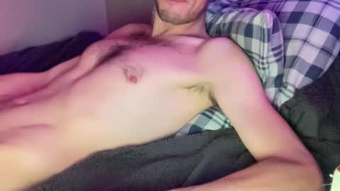 Snapshot of fundude1993 chatting on September 8, 9:14 pm fundude1993 online show from September 8, 9:14 pm