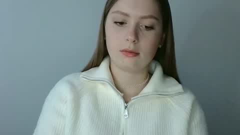 Emma online show from December 1, 7:13 am