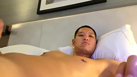 Daniel kim online show from November 10, 10:53 pm