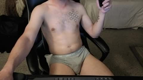 Snapshot of funkyfrank69 chatting on June 5, 3:24 am funkyfrank69 online show from June 5, 3:24 am