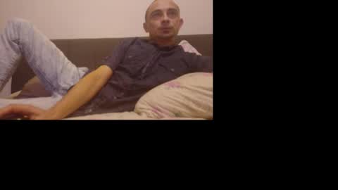 Snapshot of funkymoonkey chatting on November 1, 3:47 pm FunkyMoonkey online show from November 1, 3:47 pm