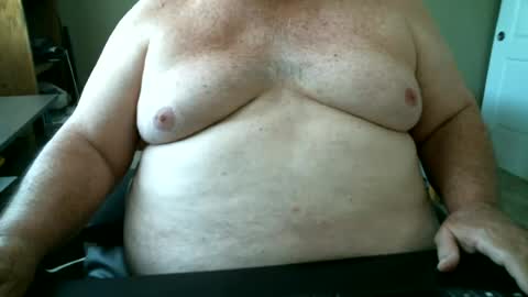Snapshot of funlovinchub chatting on June 19, 7:06 pm funlovinchub online show from June 19, 7:06 pm