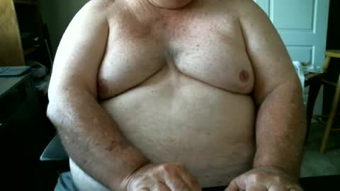 Snapshot of funlovinchub chatting on June 22, 6:38 pm funlovinchub online show from June 22, 6:38 pm