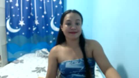 Snapshot of funluvnpinay4u chatting on April 23, 12:29 pm MAE online show from April 23, 12:29 pm