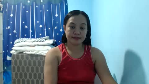Snapshot of funluvnpinay4u chatting on April 26, 11:52 am MAE online show from April 26, 11:52 am