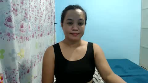 Snapshot of funluvnpinay4u chatting on May 11, 2:45 pm MAE online show from May 11, 2:45 pm