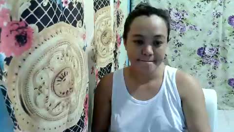 Snapshot of funluvnpinay4u chatting on June 25, 9:36 am MAE online show from June 25, 9:36 am