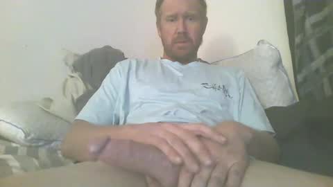 Snapshot of funntimes422 chatting on February 6, 2:00 am funntimes422 online show from February 6, 2:00 am