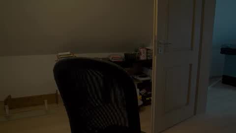 funservice online show from December 17, 9:04 am