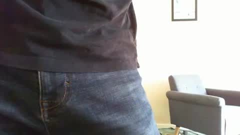 Snapshot of funslimguy chatting on May 18, 3:29 pm Funslimguy online show from May 18, 3:29 pm