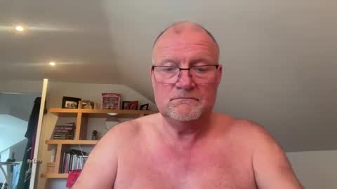 funtime88888 online show from April 15, 3:52 pm