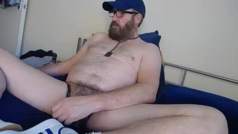 furbeef4lad80 online show from January 8, 2:52 pm