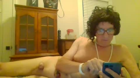 Snapshot of fuseanude chatting on July 19, 1:42 am fuseanude online show from July 19, 1:42 am