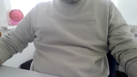 Snapshot of fussballer911 chatting on March 20, 9:47 am Eric online show from March 20, 9:47 am