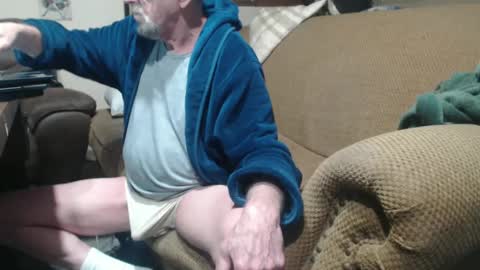 Snapshot of futch1050 chatting on December 3, 8:17 pm Futch1950 online show from December 3, 8:17 pm