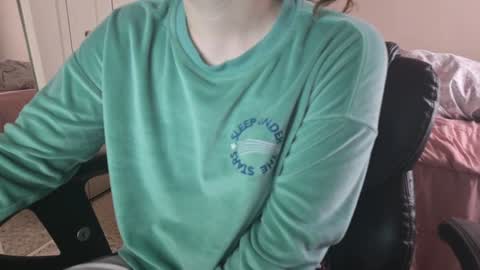 Snapshot of fuxkme_jen chatting on December 21, 6:02 pm fuxkme_jen online show from December 21, 6:02 pm