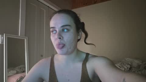 Snapshot of fuxkme_jen chatting on December 23, 11:06 pm fuxkme_jen online show from December 23, 11:06 pm