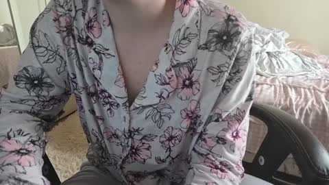 Snapshot of fuxkme_jen chatting on December 29, 3:13 pm fuxkme_jen online show from December 29, 3:13 pm