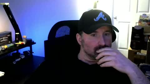 Snapshot of fuzz69_ chatting on April 2, 12:52 am fuzz69_ online show from April 2, 12:52 am