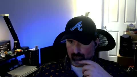 Snapshot of fuzz69_ chatting on April 6, 7:31 am fuzz69_ online show from April 6, 7:31 am