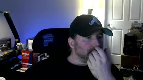 Snapshot of fuzz69_ chatting on April 21, 12:45 am fuzz69_ online show from April 21, 12:45 am