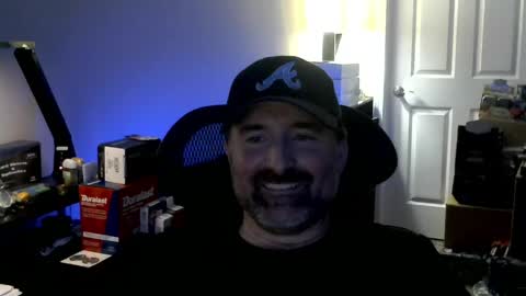 Snapshot of fuzz69_ chatting on April 21, 1:42 am fuzz69_ online show from April 21, 1:42 am