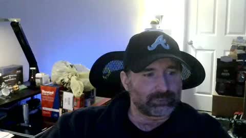 Snapshot of fuzz69_ chatting on April 22, 6:42 pm fuzz69_ online show from April 22, 6:42 pm