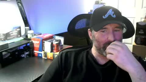Snapshot of fuzz69_ chatting on April 27, 9:46 pm fuzz69_ online show from April 27, 9:46 pm