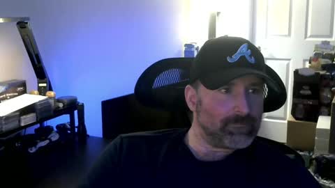 Snapshot of fuzz69_ chatting on May 19, 1:56 am fuzz69_ online show from May 19, 1:56 am