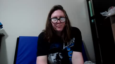 Snapshot of fuzzypeaches87 chatting on July 13, 5:05 pm fuzzypeaches87 online show from July 13, 5:05 pm