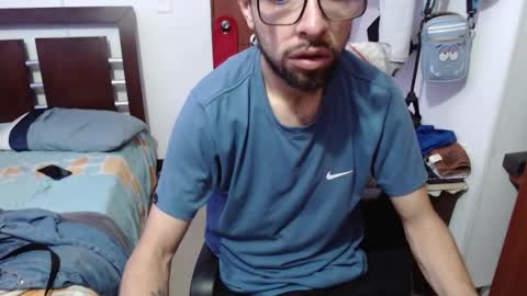 andrew online show from December 15, 4:22 pm