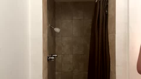 Snapshot of fvvkboyy chatting on January 7, 11:35 pm fvvkboyy online show from January 7, 11:35 pm