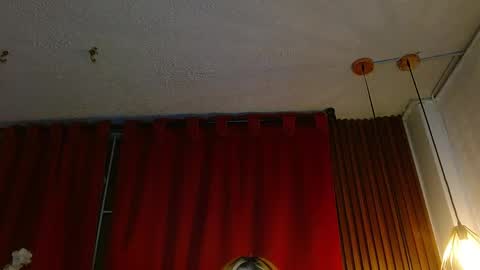 FIRE AND FOX online show from April 7, 8:31 pm