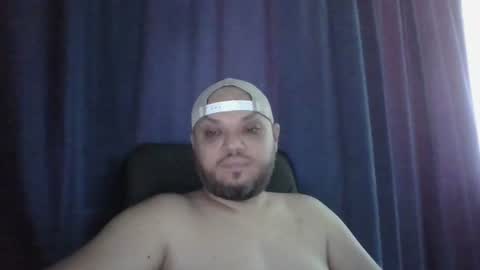 Snapshot of g_l_u_s_g_a_n chatting on July 17, 7:04 am Glusgan online show from July 17, 7:04 am
