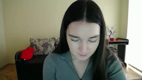 Jaklin online show from November 11, 9:20 am