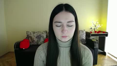 Snapshot of gabby_di chatting on April 21, 9:04 am Jaklin online show from April 21, 9:04 am