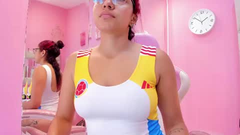 Snapshot of gabby_monroe chatting on July 7, 11:58 am Gabby online show from July 7, 11:58 am