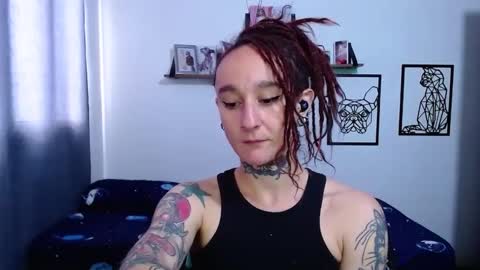 gabby_moon09 online show from October 11, 2:59 pm
