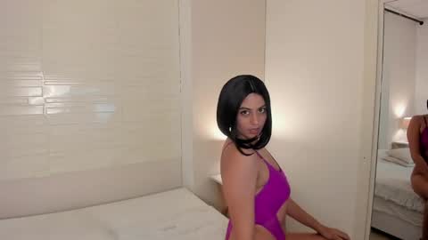 Snapshot of gabbyowenn chatting on April 29, 4:38 am Gabby online show from April 29, 4:38 am