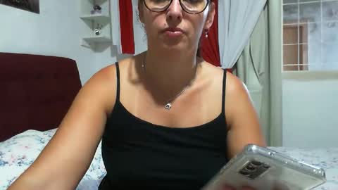 gaby  layla online show from April 4, 8:50 pm