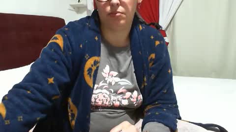 Snapshot of gabibrasil chatting on May 20, 8:59 pm gaby layla online show from May 20, 8:59 pm