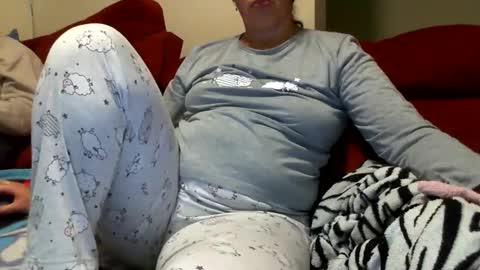 Snapshot of gabibrasil chatting on June 2, 12:12 am gaby layla online show from June 2, 12:12 am