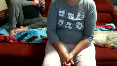 Snapshot of gabibrasil chatting on June 18, 11:09 pm gaby layla online show from June 18, 11:09 pm