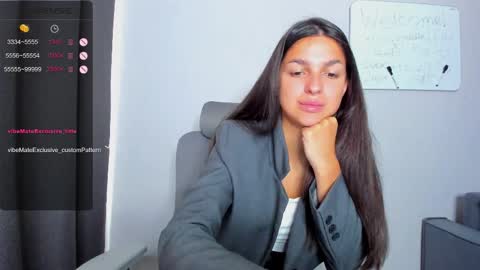 Snapshot of gabri_baby chatting on June 4, 7:03 am The next stream in car 1 december 10pm time in France online show from June 4, 7:03 am